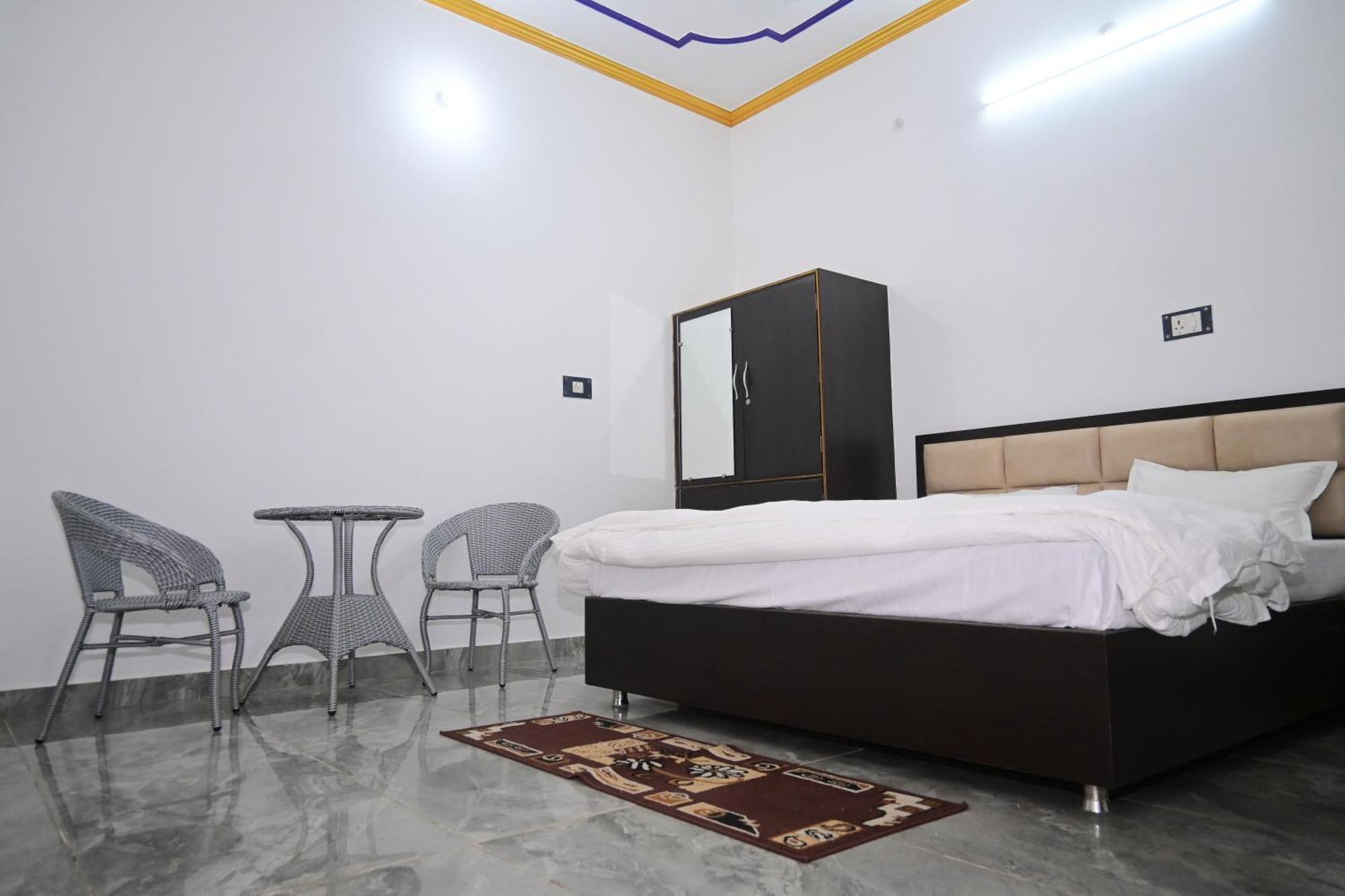 Shri Narayanam Guest House And Home Stay Ayodhya المظهر الخارجي الصورة